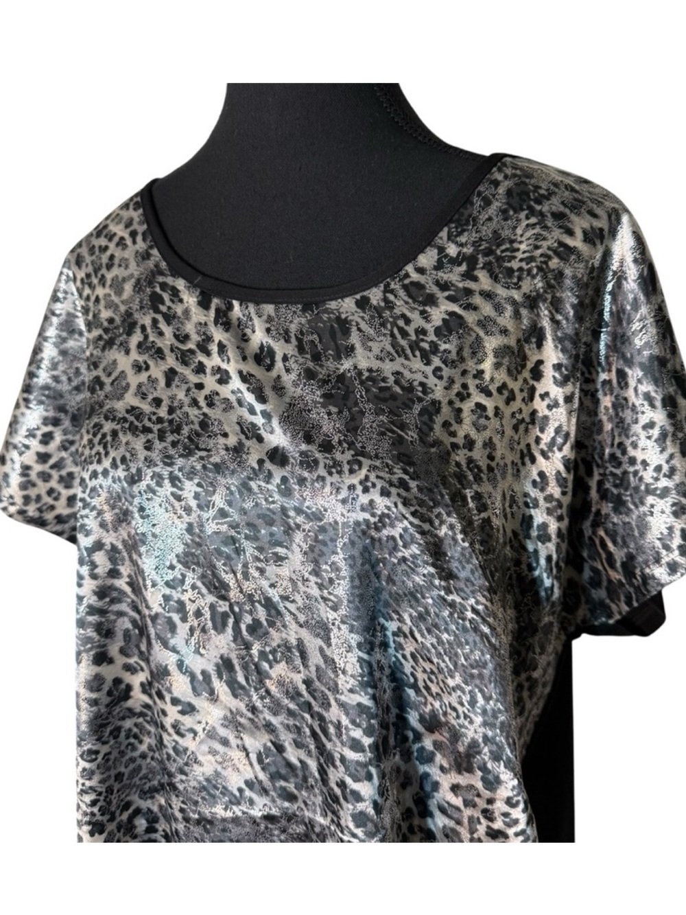 VAMP Metallic Leopard Print Cap Sleeve Oversized Top Blouse Silver Black Size XL